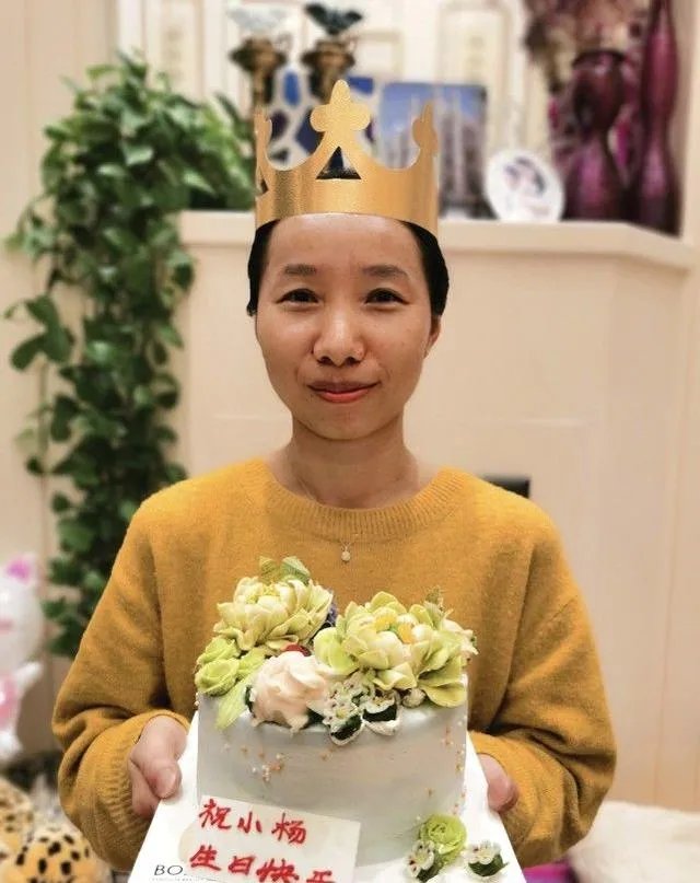 赵文卓一家为保姆庆生,为什么有些人觉得保姆比亲人还要亲?