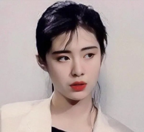 娶“婉君”谢玲玲,与王祖贤谈恋爱,林建岳到底凭什么?