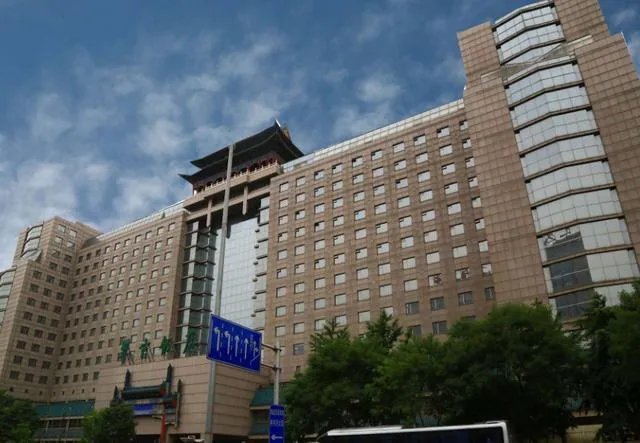 当初刘强东不顾反对,在北京豪砸27亿买下“翠宫饭店”,后来怎么样?