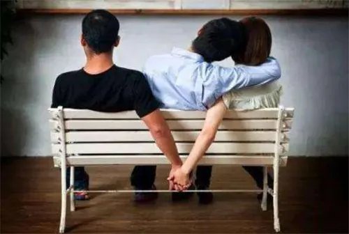 婚内出轨的女人还能要吗 已婚女人出轨的原因是什么
