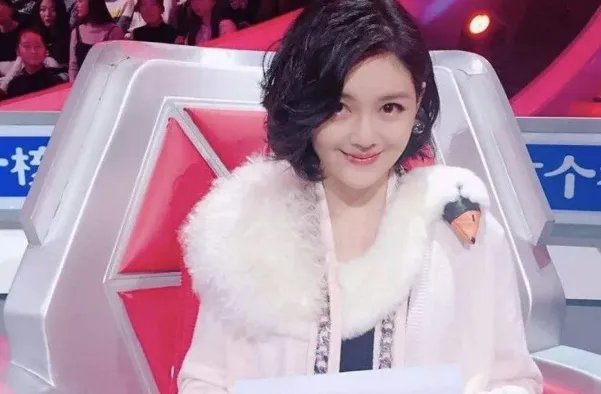 大S谈观众对女演员包容度低，从哪些方面可以看出呢？