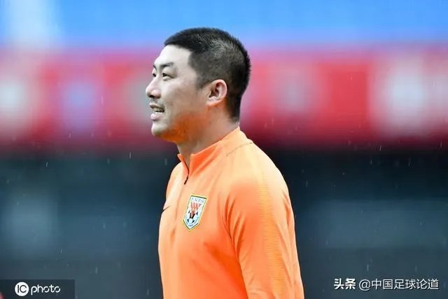 为什么鲁能的崔鹏现在不上场了？