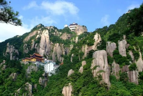 入乡随俗的佛家禅林