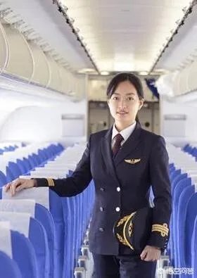上海女飞行员图片大全