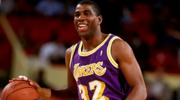 NBA哪些球员拥有最多的MVP奖杯?