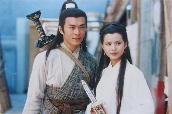 港媒报道古天乐将与萱萱结婚,为什么那么多的明星结婚都很晚?
