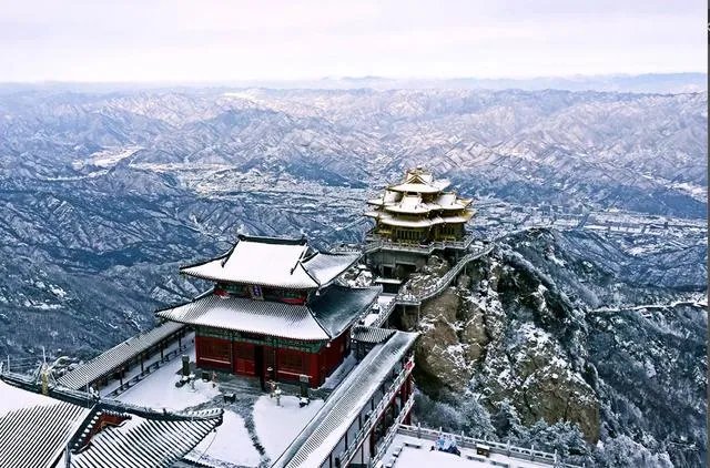 老君山冬天的雪景好看吗?