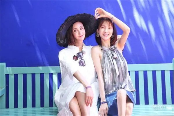 张歆艺儿子叫金晨妈妈,张歆艺和金晨竟是闺蜜吗?