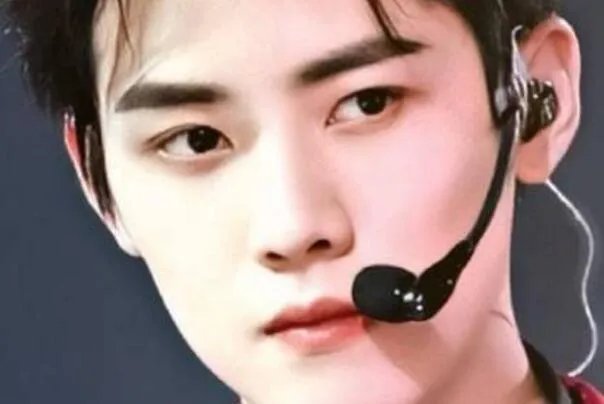 【热议】任豪是谁个人资料被扒 大海和月亮的故事是什么