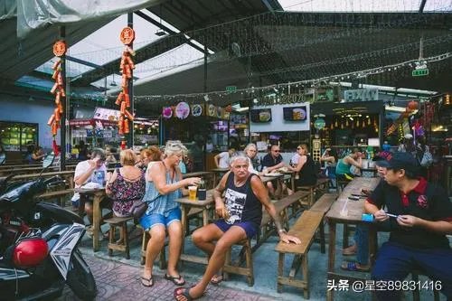 落后的越南是非英语国家,为何外国人比较多?