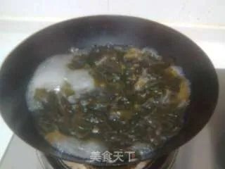 凉拌地皮菜