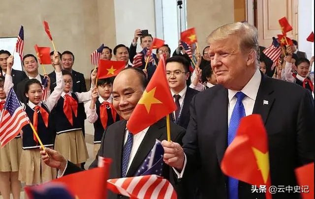 落后的越南是非英语国家,为何外国人比较多?
