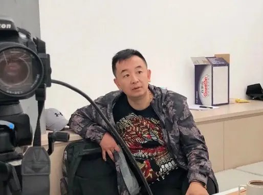 曝黄海波开设表演培训班?
