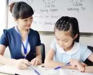 去培训机构学习好,还是请家教好?