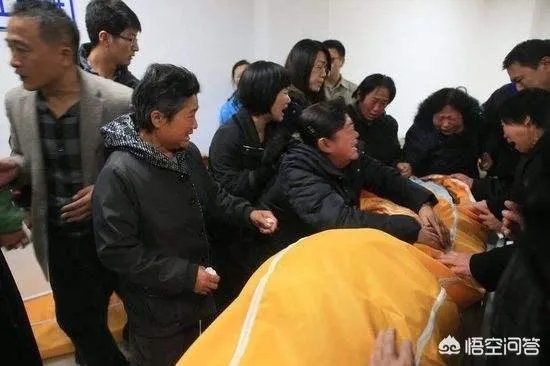 春节将至,陕西神木一煤矿发生重大事故,已确认21人死亡。对此你怎么评价?