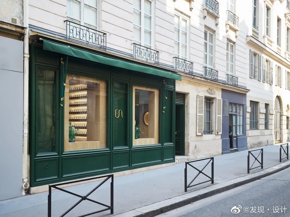 红酒窖般的美容店,巴黎EN美容精品店ARCHIEE本项目是针...