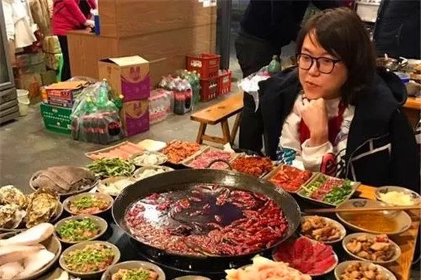 大胃王浪味仙到底是男的还是女的?