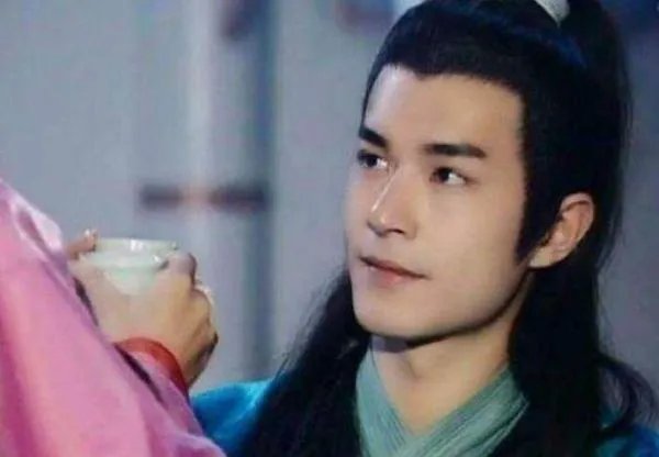 港媒报道古天乐将与萱萱结婚,为什么那么多的明星结婚都很晚?