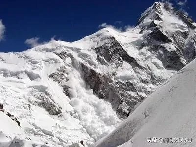 雪的密度很小,为什么雪崩会压死人?