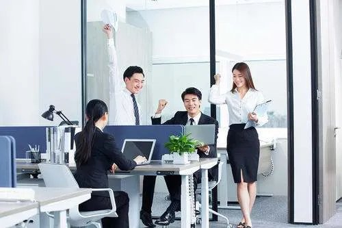 就业季房租猛涨20%,业内人士对此有何回应?