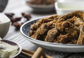 主播卖的牛肉干实为鸭肉干,这算不算欺诈消费者?