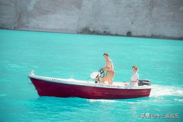 宋慧乔和宋仲基离婚上了几次热搜,你会因为双宋离婚对他们有所反感吗?