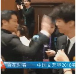 吴京也来蹭王俊凯热度什么情况?