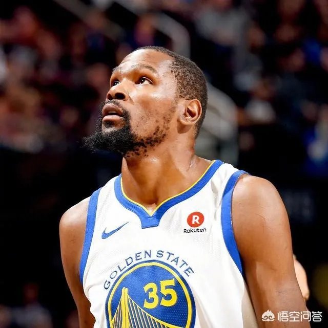 雷霆123-95勇士,威少11+11+13。杜兰特和汤普森合砍54分。勇士4连败,如何评价?