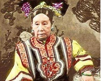 慈禧为什么要逼死同治皇帝的皇后?