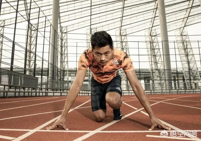 苏炳添和谢震业最近频频跑出好成绩,中国男子百米跑是否已经全面超过日本了?