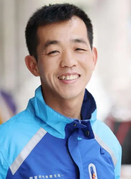 外卖小哥三年多帮72个家庭团圆,是什么让他走上了公益寻人之路?