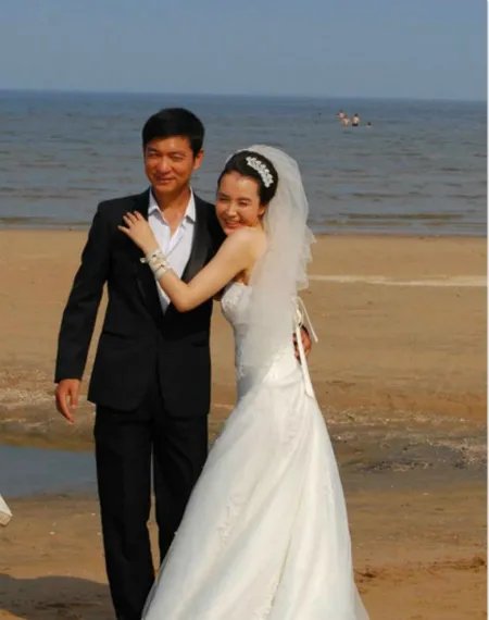 邢佳栋的妻子是谁 邢佳栋妻子资料分享