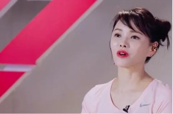 为何说伊能静才是《乘风破浪的姐姐》中真正的皇族选手?