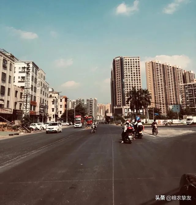 如何看待喜欢通过社交软件交友的人?