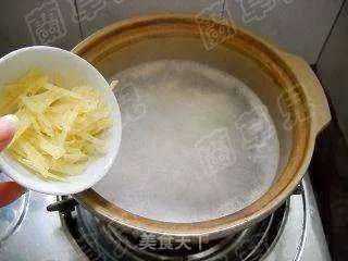 木耳姜红糖粥