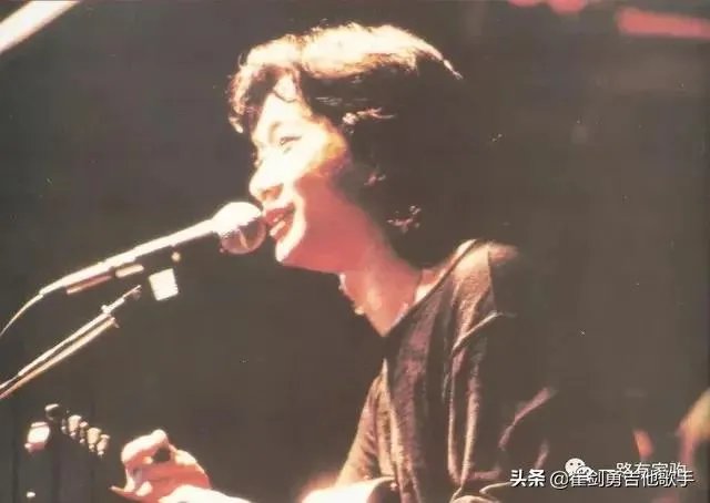 如果黄家驹可以复活办一次告别演唱会,会有多少人去呢?
