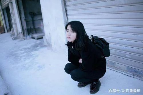 “花蛇”潘南奎只能沦落到靠酒吧打工为生,我们该如何看?