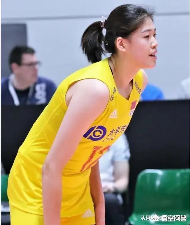 中国女排3-0横扫排行榜第一的土耳其队,对这场比赛有何评述?