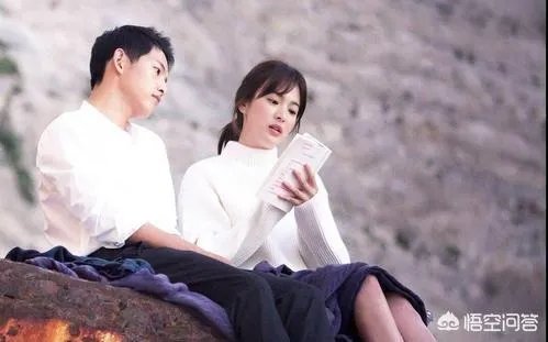 宋慧乔和宋仲基离婚上了几次热搜,你会因为双宋离婚对他们有所反感吗?