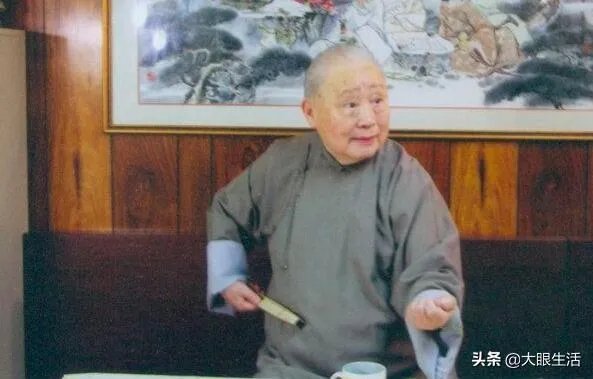 在中国的评书界里,谁能称得上“大师”?举例说明一下?
