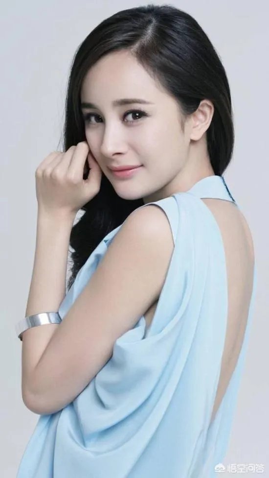 杨幂主演的《筑梦情缘》收视、口碑扑街,曾经的流量女王,为何扛不动收视了?