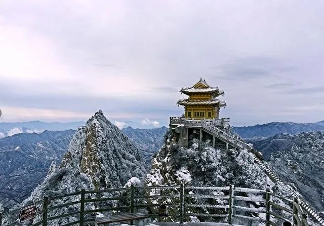 老君山冬天的雪景好看吗?