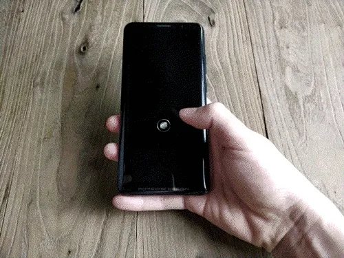替保时捷定个小目标 抢先入手华为MateRS