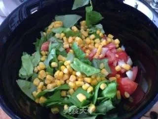 鸡肉意面沙拉