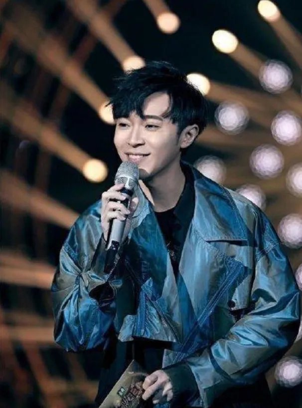 吴青峰著作权案二审胜诉,如何看待林暐哲的这一波操作?