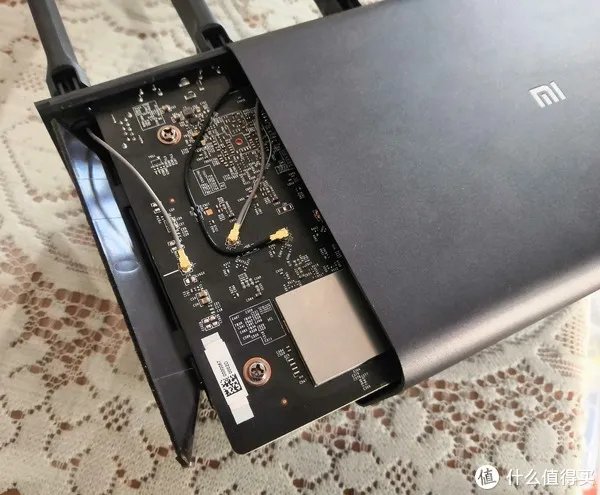 自己动手做维修 篇十五:小米路由器HD —— 更换4TB硬盘