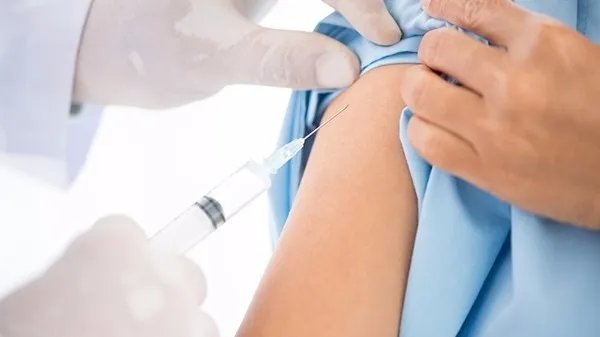疫苗接种超13亿！还没打疫苗的人该怎么办？