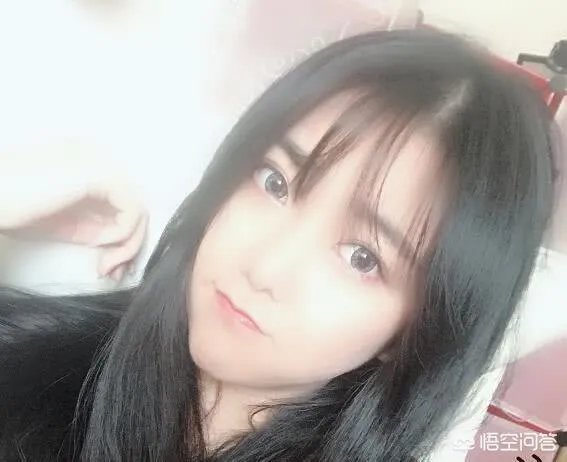 一条小团团不露脸都能成斗鱼一姐,是斗鱼暗中扶持还是她确实有实力?