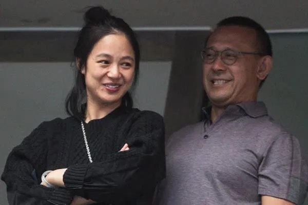 姜文这么骄傲的人,为什么会被老婆周韵“拿”得死死的?