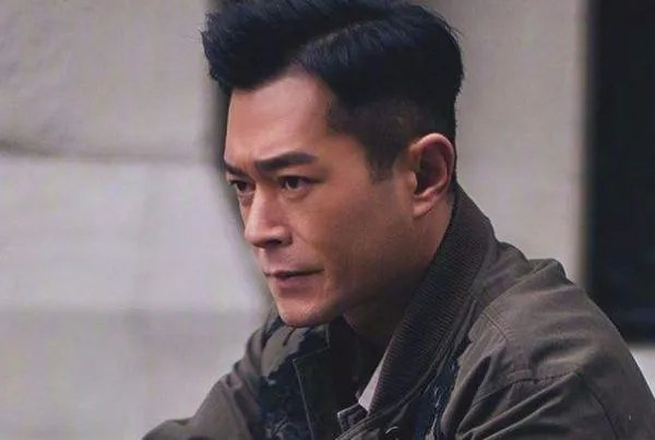港媒报道古天乐将与萱萱结婚,为什么那么多的明星结婚都很晚?